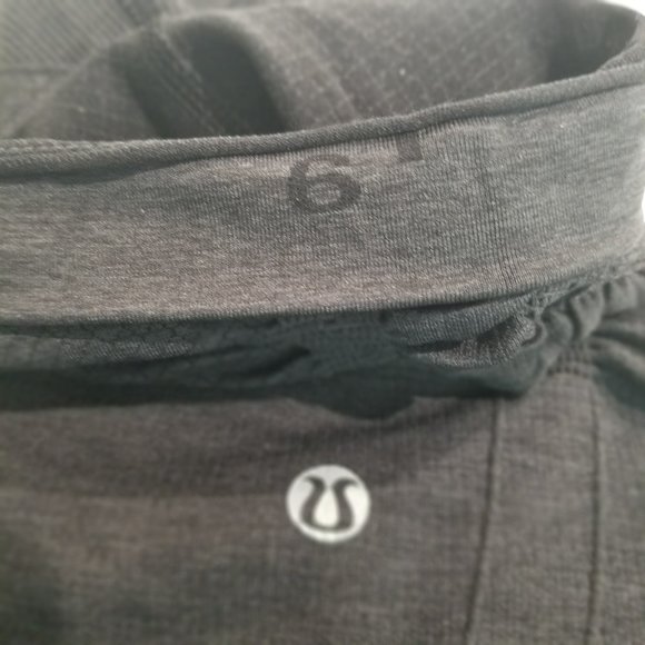 Lululemon In the Flow Crop Legging Size 6 - Picture 4 of 7